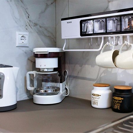 White Apartment/Kolwnaki/100Mbps/Wifi Athen Eksteriør bilde